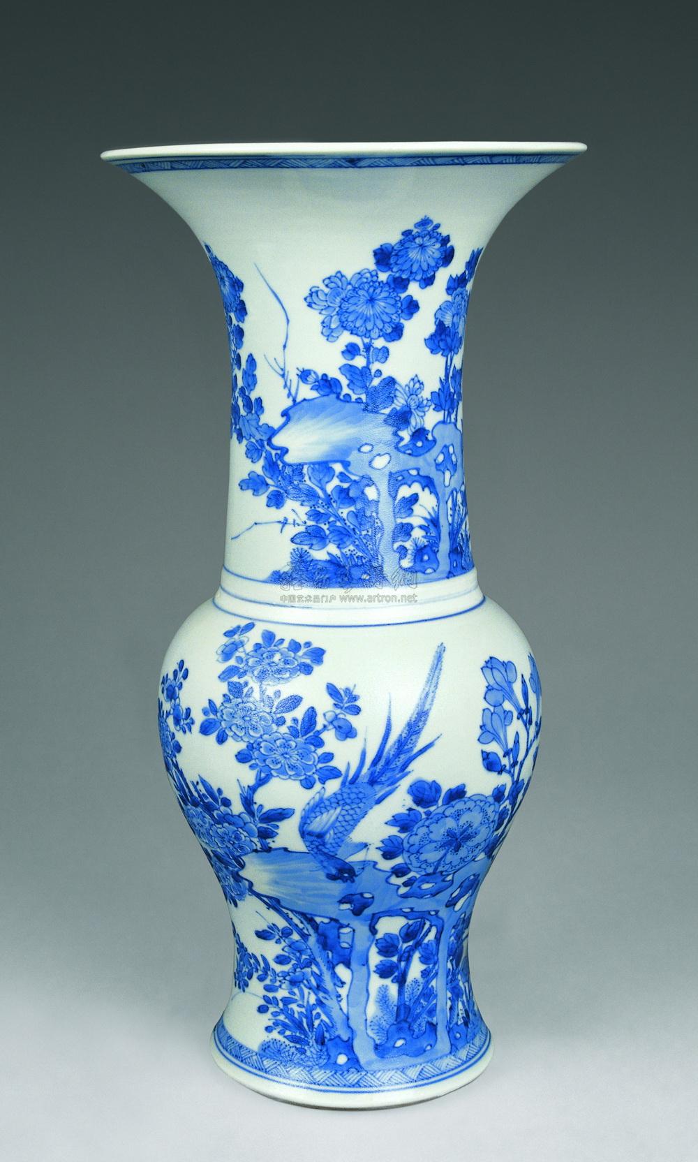 2232 清康熙 青花锦鸡牡丹凤尾尊