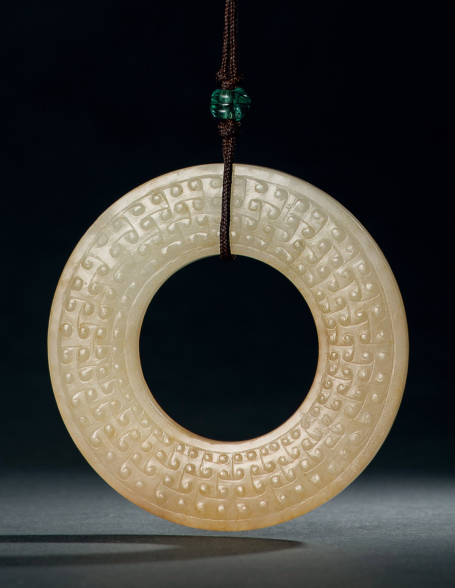 白玉勾连纹环-玉质金相—中国古代玉器艺术珍品-雅昌拍卖