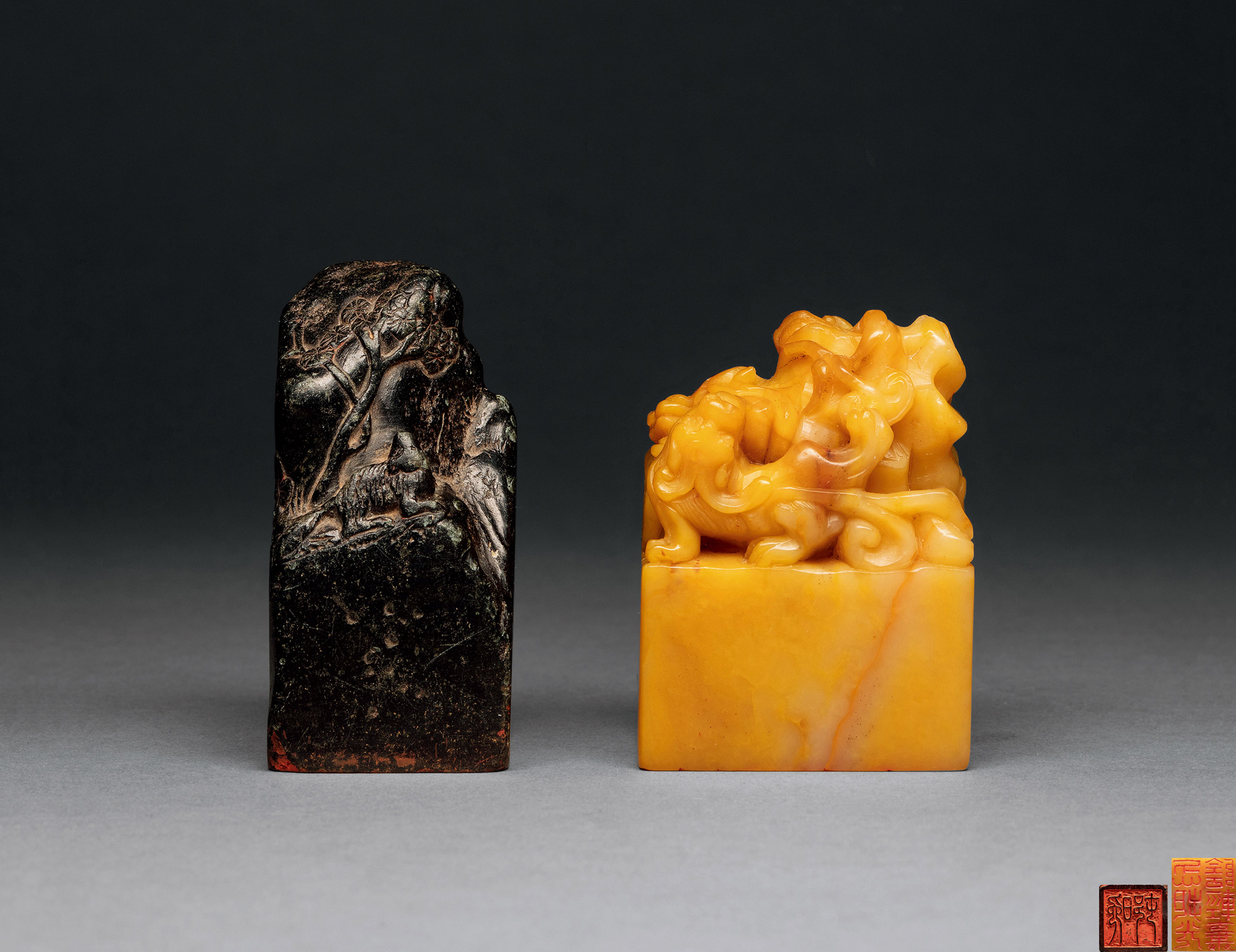 墨晶石,寿山黄芙蓉石钮章-物华天宝——松涛园旧藏重要田黄及印石珍玩