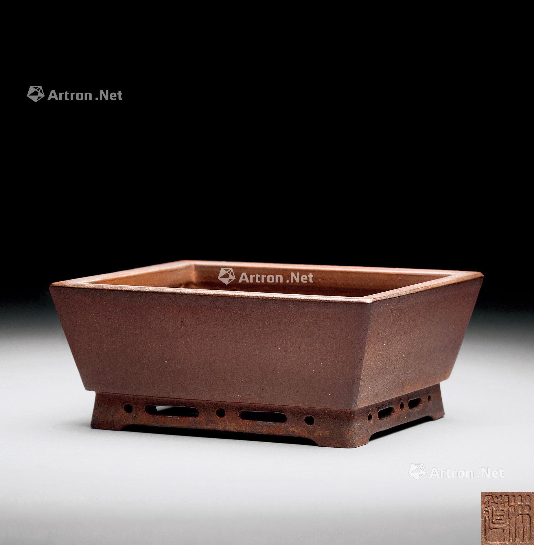 0849何洪道紫泥高台足长方紫砂花盆