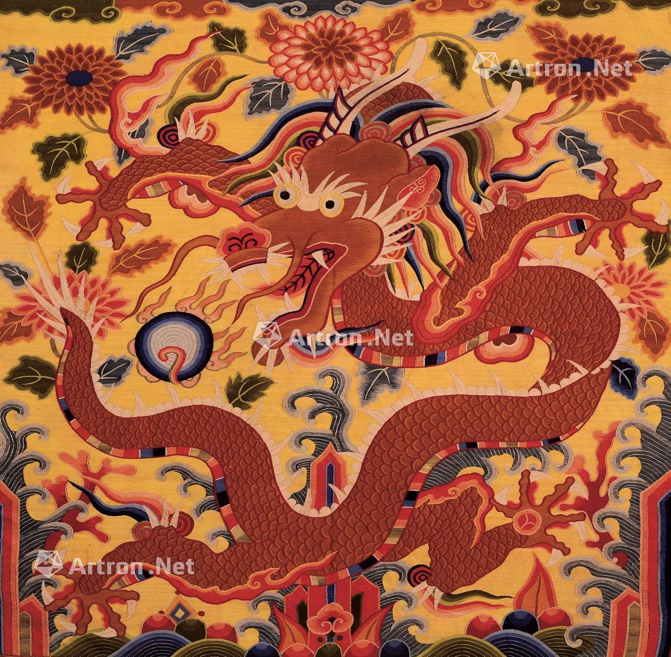 3243明代缂丝行龙图绣品