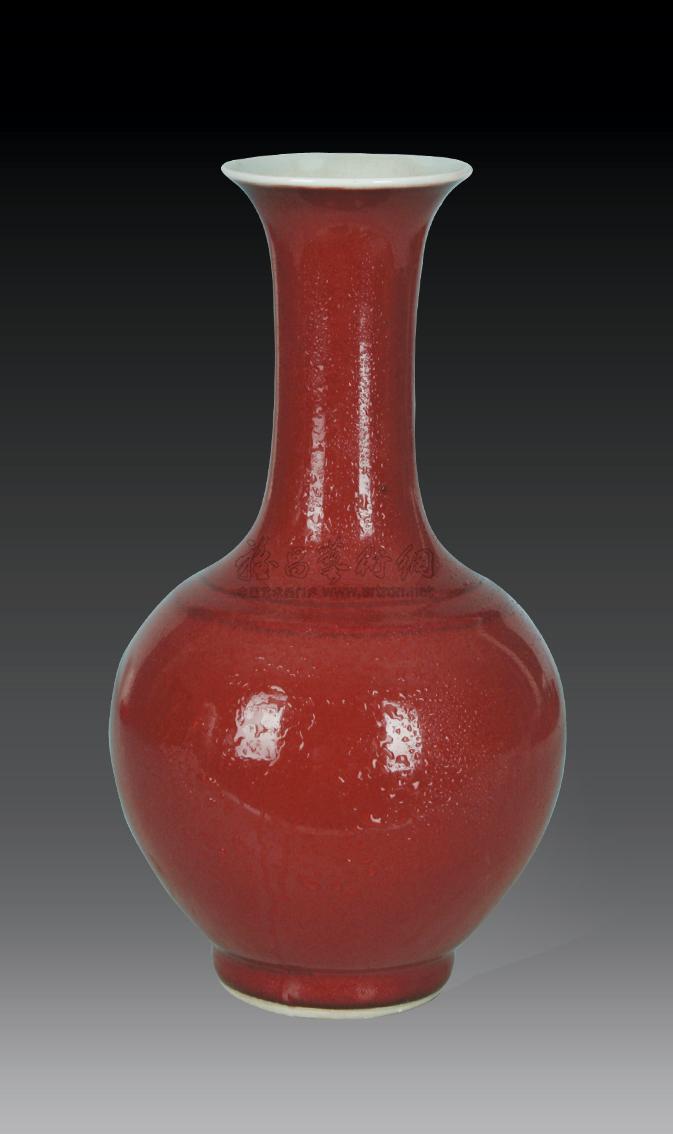 0477 清 霁红釉赏瓶