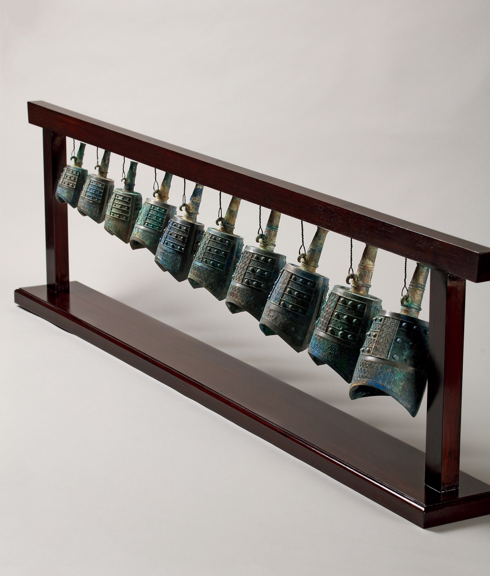 3315 战国 - 汉 青铜编钟 (一套十件)