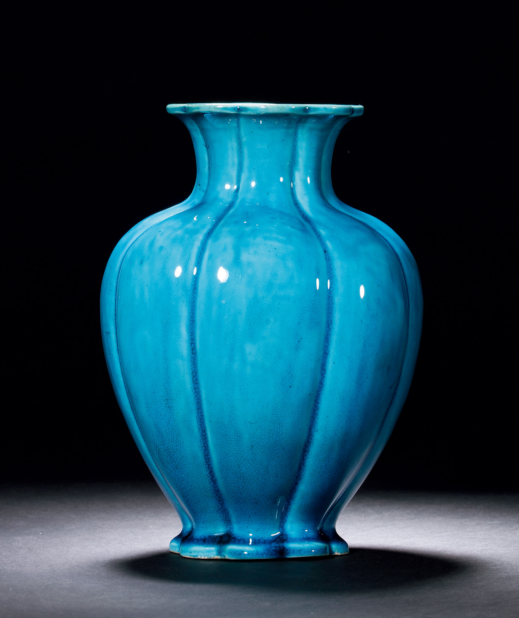 3020清康熙孔雀蓝釉花口瓶