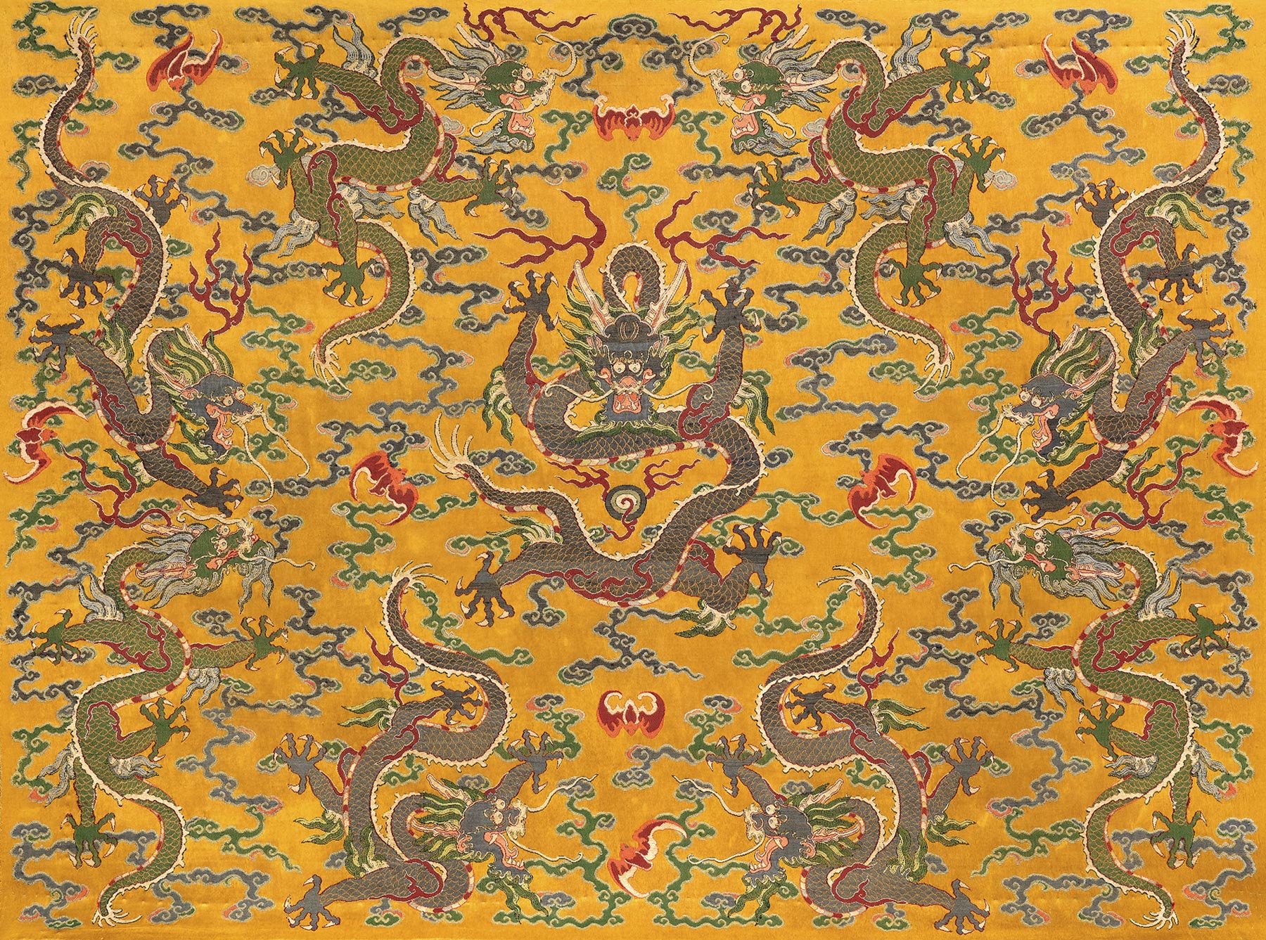 织绣黄地九龙图挂屏-真趣—古代文房陈设艺术-雅昌拍卖