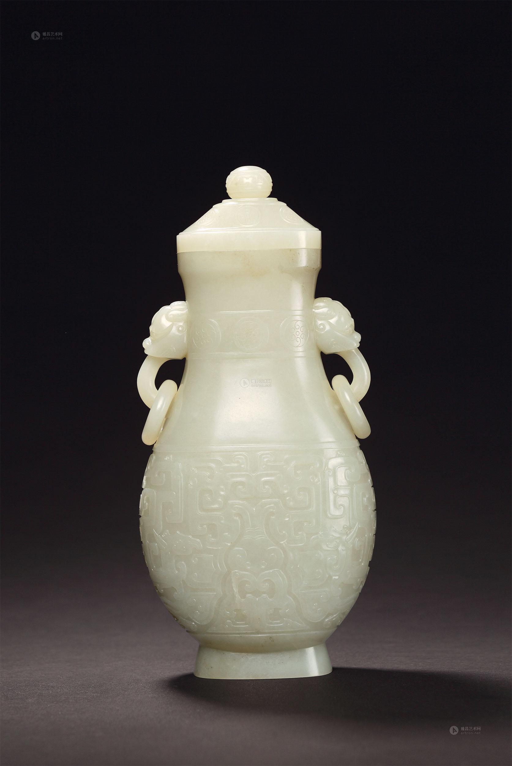 0121 清乾隆 白玉雕夔凤纹兽耳衔环瓶