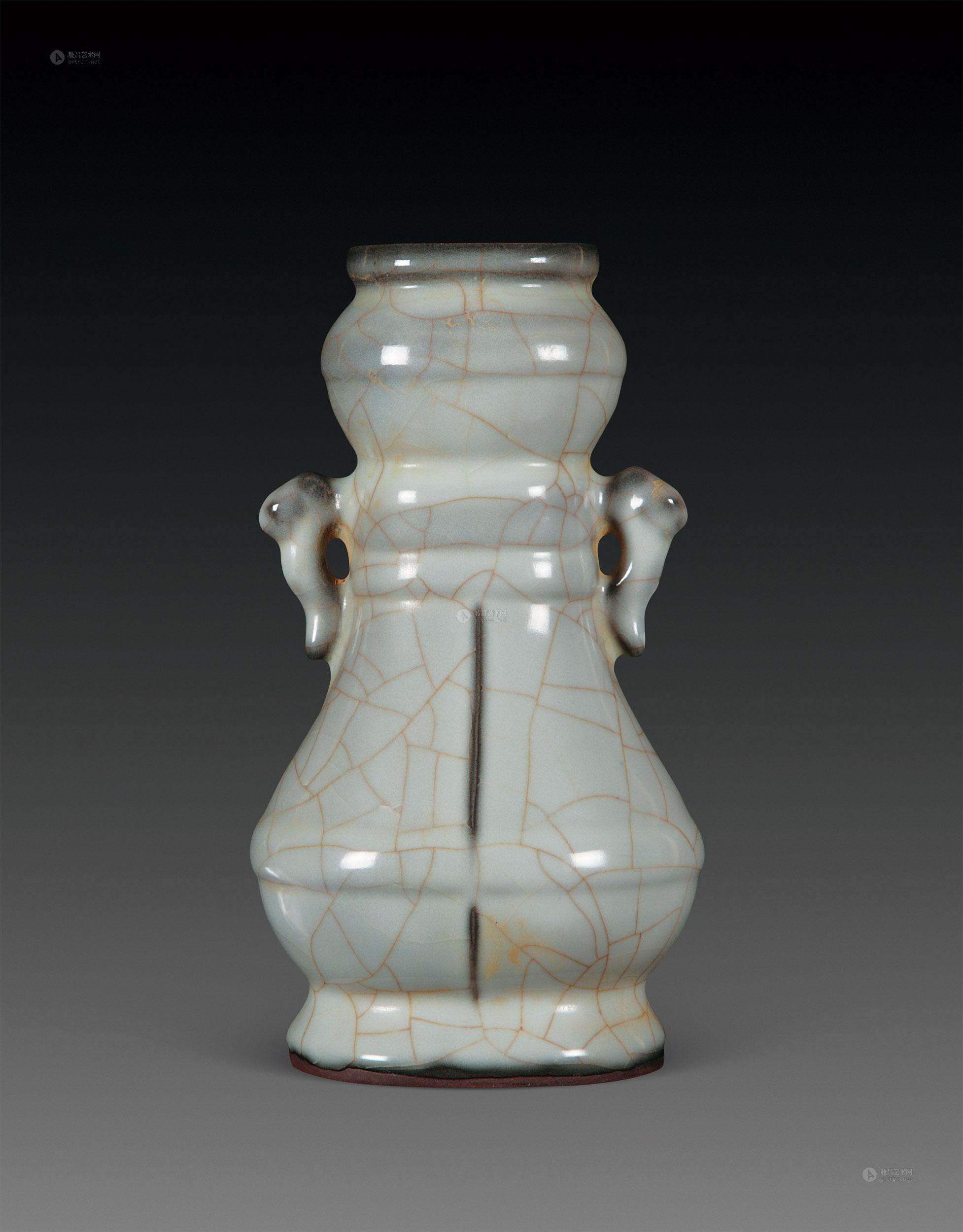 0404宋官窑天青釉双耳圆口尊