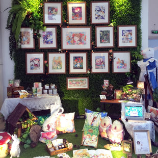 《爱丽丝梦游仙境》布展场景 《爱丽丝梦游仙境》布展场景