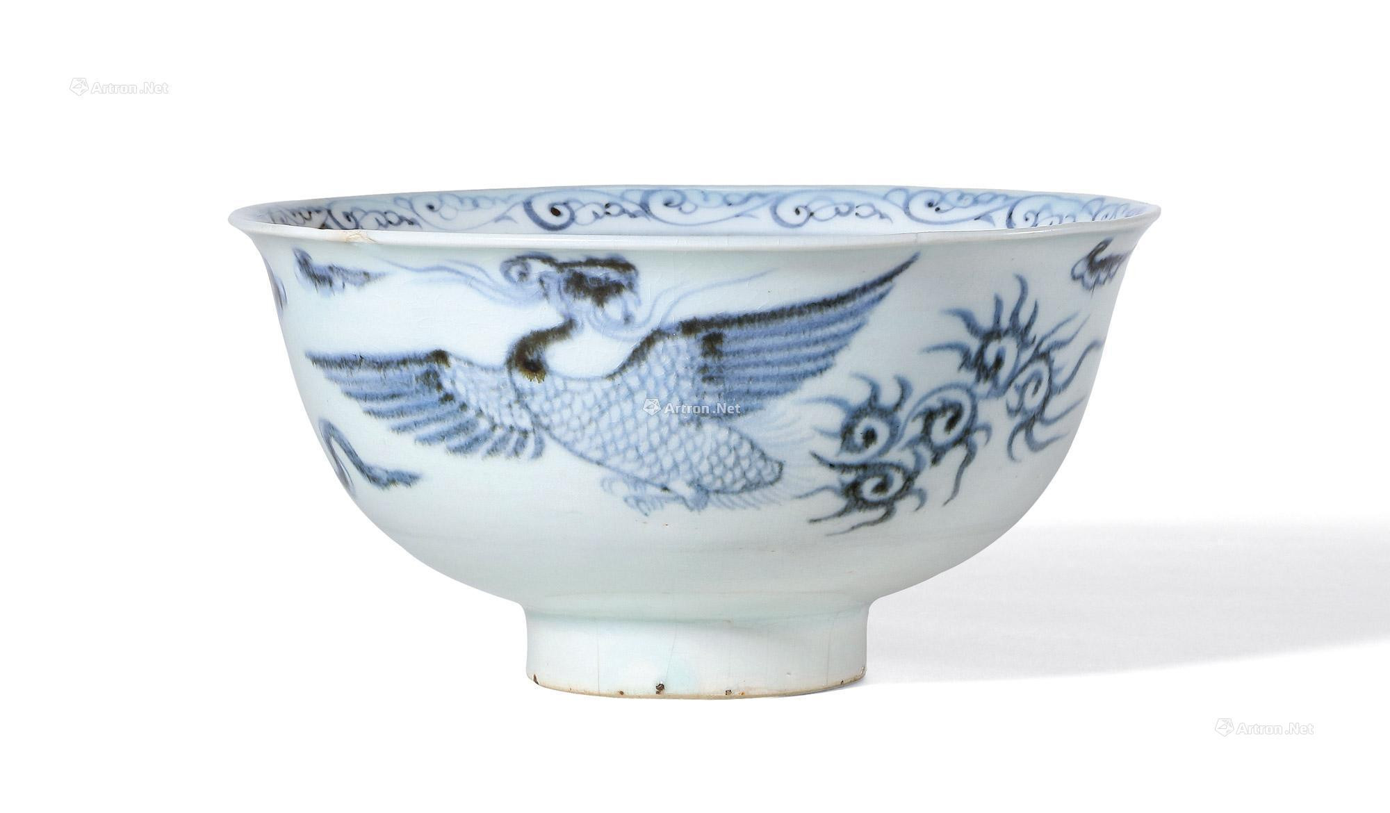 A BLUE AND WHITE MOLDED‘PHOENIX AND CLOUD’BOWL