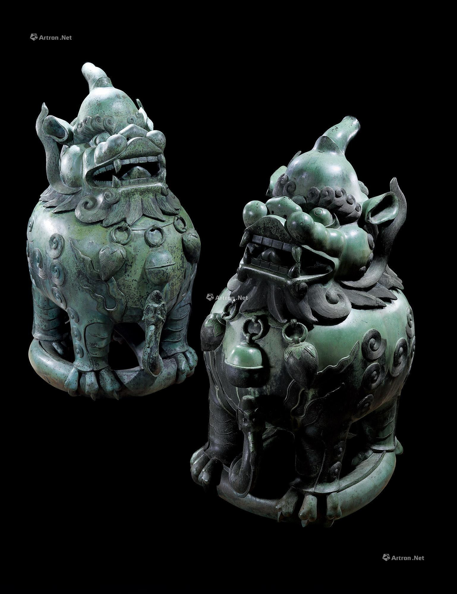 A PAIR OF IMPERIAL AND IMPORTANT BRONZE MYTHICAL ANIMAL-SHAPED CENSERS