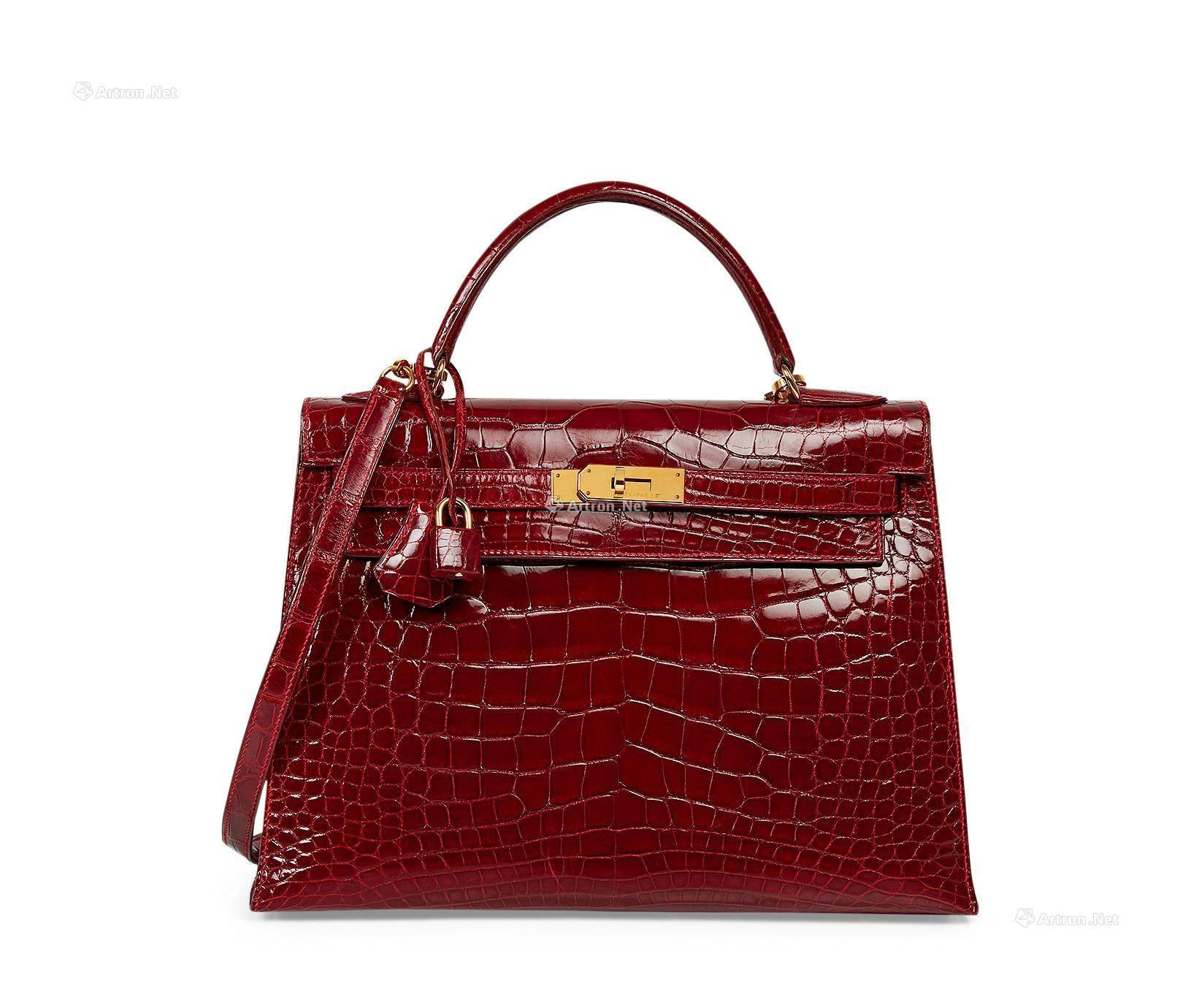 HERMES 1997　A SHINY RED ALLIGATOR KELLY 26 WITH GOLD HARDWARE