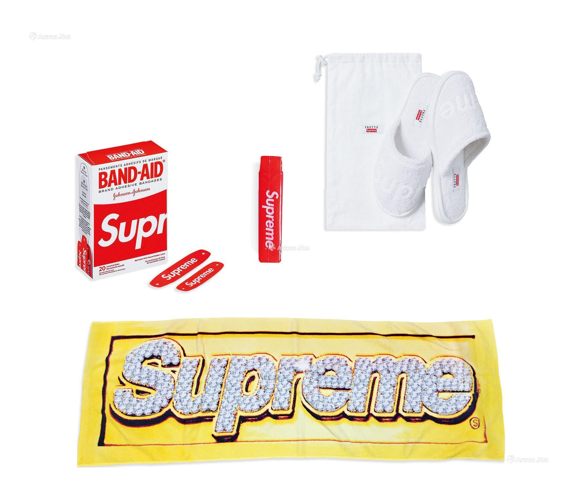 SUPREME　TOOTHBRUSH（RED）　BLING TOWEL（GOLD）　FRETTE SLIPPERS（WHITE）　SUPREME X BAND-AID ADHESIVE BANDAGES（BOX OF 20，RED）
