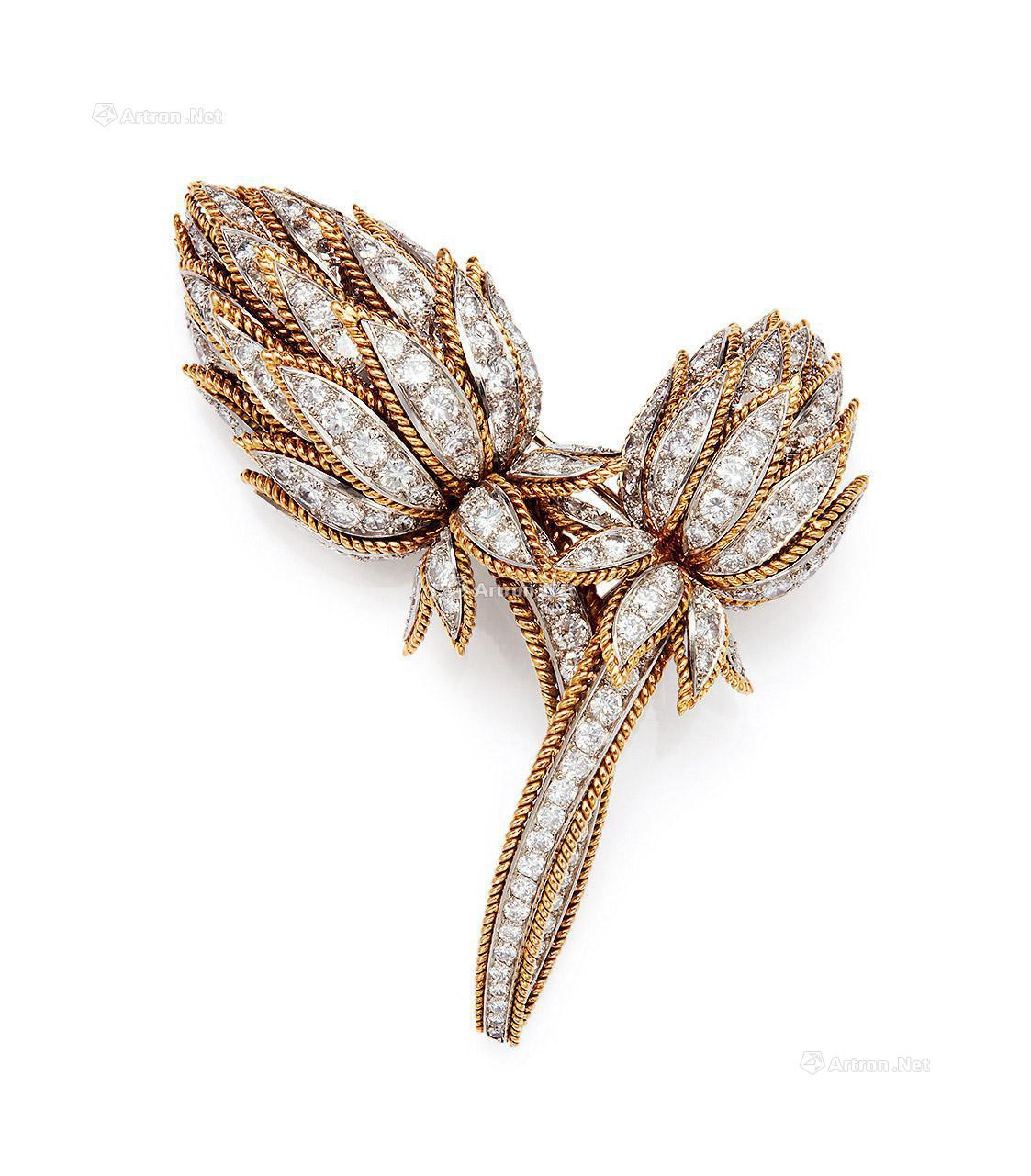 A DIAMOND ‘FLOWER’ BROOCH MOUNTED IN 18K YELLOW GOLD AND 900 PLATINUM，BY VAN CLEEF & ARPELS