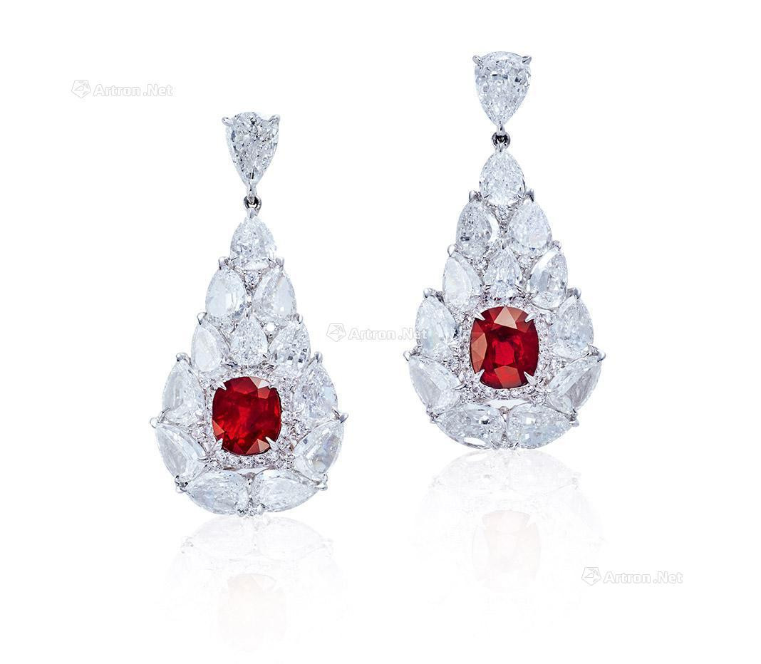 A PAIR OF 2.03 AND 2.02 CARATS BURMESE ‘PIGEON BLOOD’ RUBY AND DIAMOND EAR PENDANTS MOUNTED IN 18K WHITE GOLD，WITH NO INDICATIONS OF HEATING