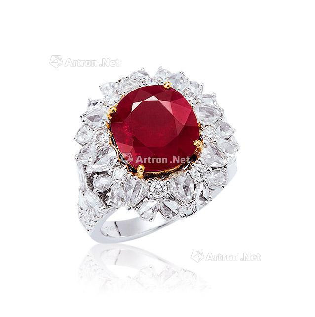 A 3.99 CARAT BURMESE RUBY AND DIAMOND RING/PENDANT MOUNTED IN 18K WHITE AND YELLOW GOLD，WITH NO INDICATIONS OF HEATING