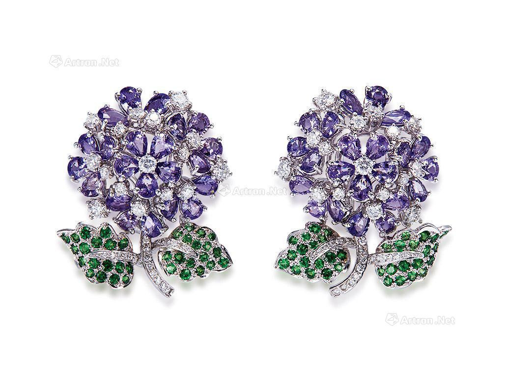 A PAIR OF PURPLE SAPPHIRE AND TSAVORITE EARRINGS MOUNTED IN 18K WHITE GOLD