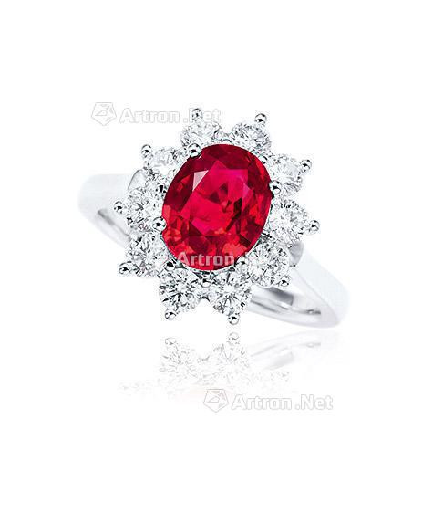 A 2.07 CARAT BURMESE ’PIGEON BLOOD’ RUBY AND DIAMOND RING MOUNTED IN 18K WHITE GOLD，WITH NO INDICATIONS OF HEATING