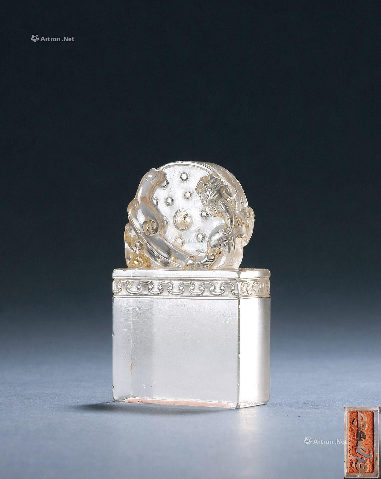 ROCK CRYSTAL CARVED SQUARE SEAL WITH DESIGN OF DRAGON