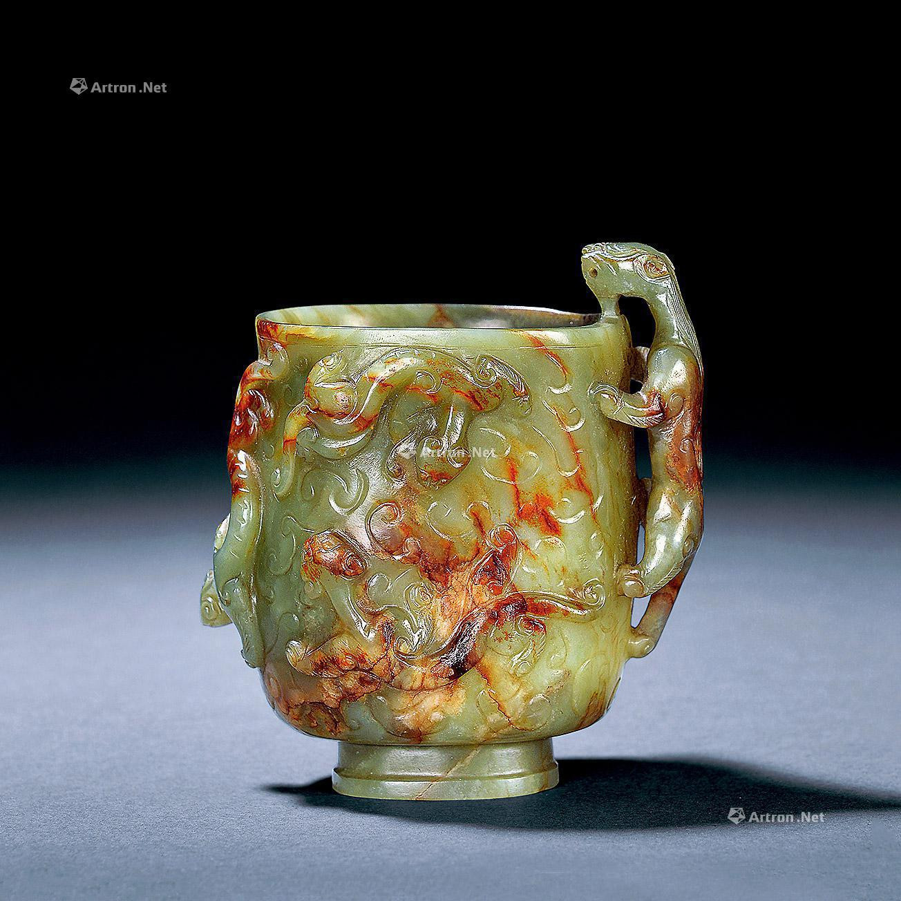 JADE CARVED CUP WITH DESIGN OF DRAGON