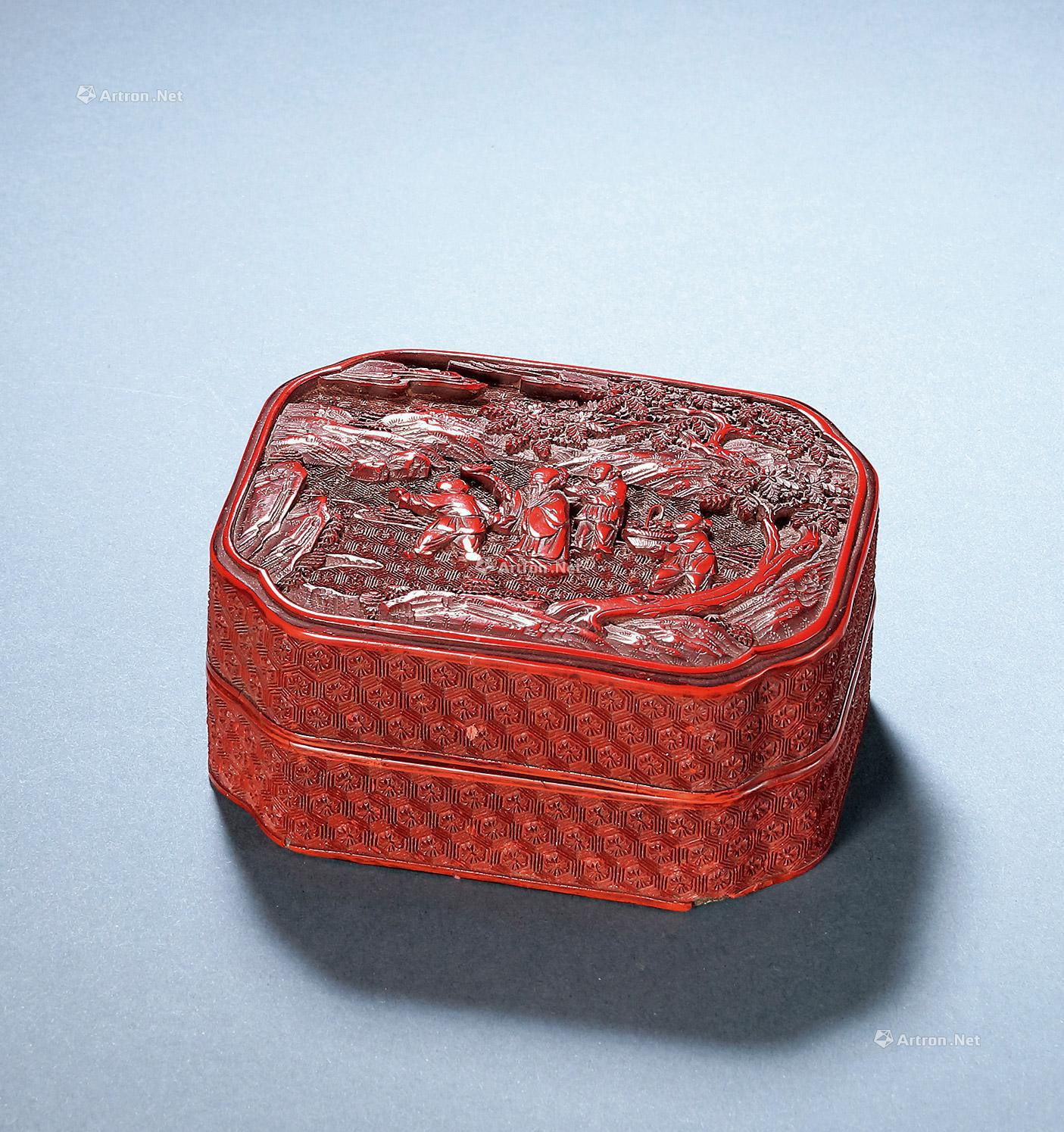 CINNABAR LACQUER SQUARE BOX WITH DESIGN OF FIGURAL