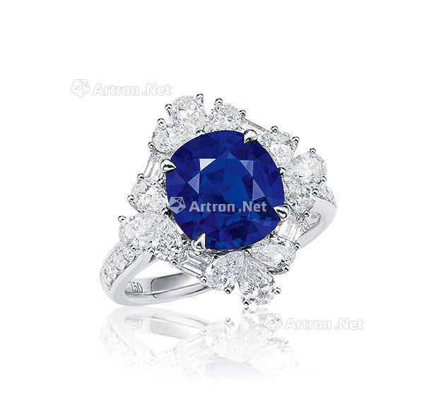 A 3.41 CARAT BURMESE ‘ROYAL BLUE’ SAPPHIRE AND DIAMOND RING