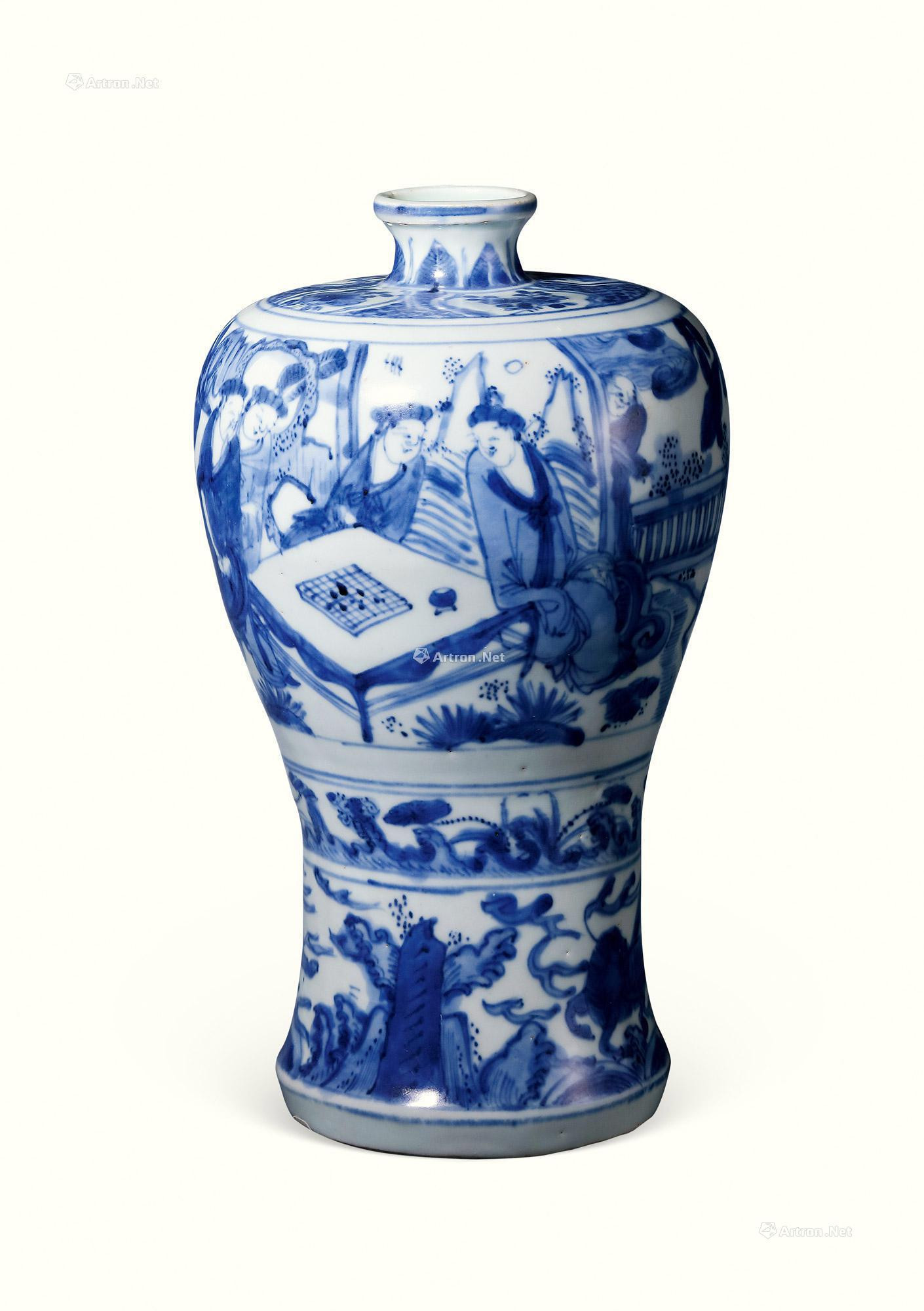 A BLUE AND WHITE VASE WITH PLAYING CHESS DESIGN