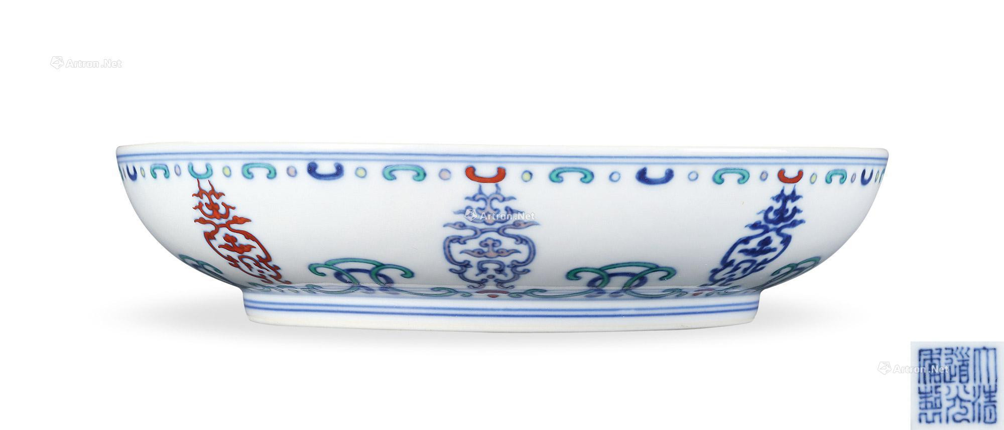 A CONTENDING COLORS PLATE WITH LONGEVITY DESIGN