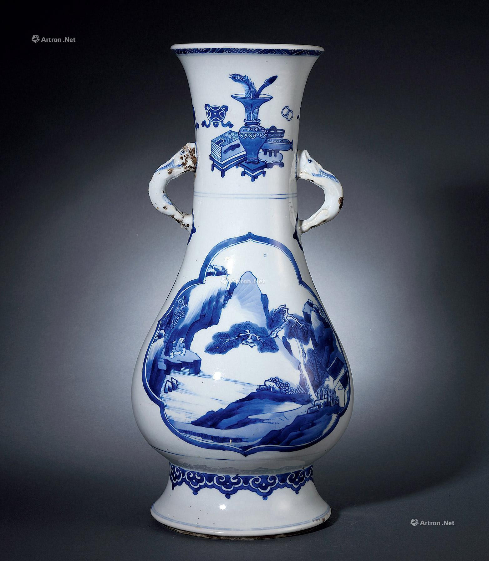 A BLUE AND WHITE‘DRAGON’ POT WITH LANDSCAPE AND FIGURES DESIGN