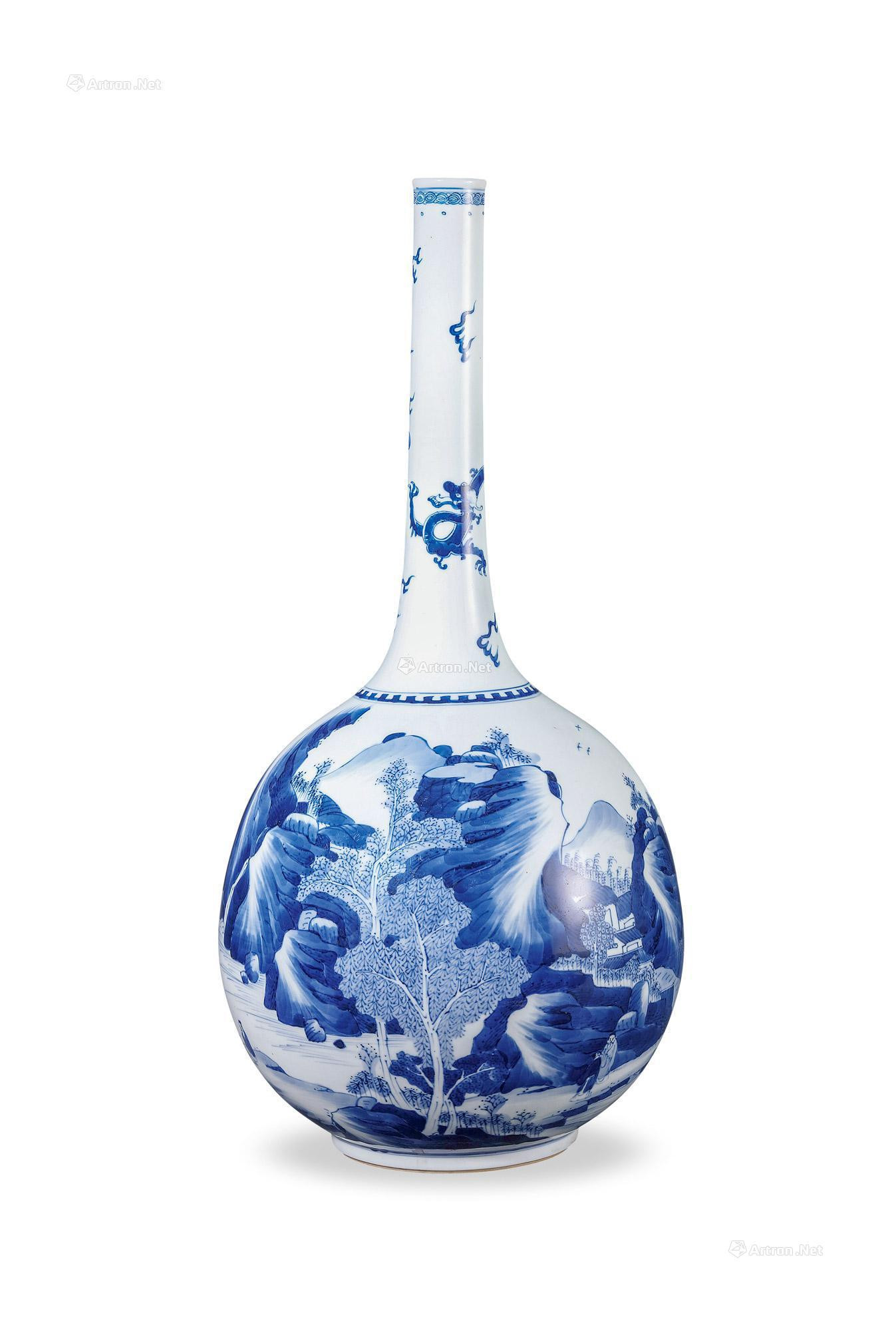 A BLUE AND WHITE VASE WITH LANDSCAPE AND FIGURES DESIGN