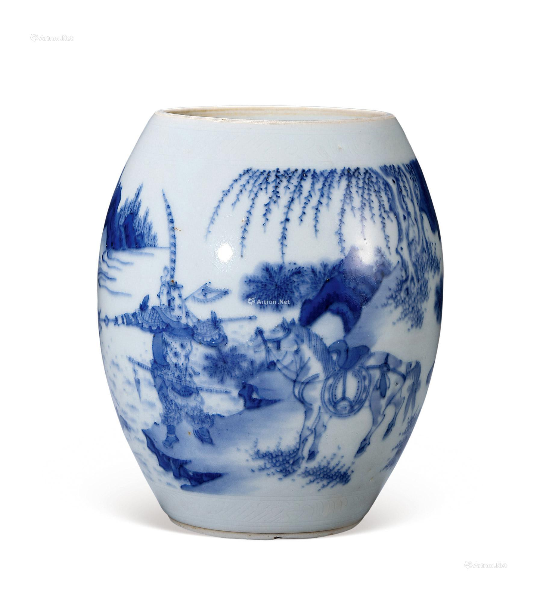 A BLUE AND WHITE POT WITH FIGURES DESIGN