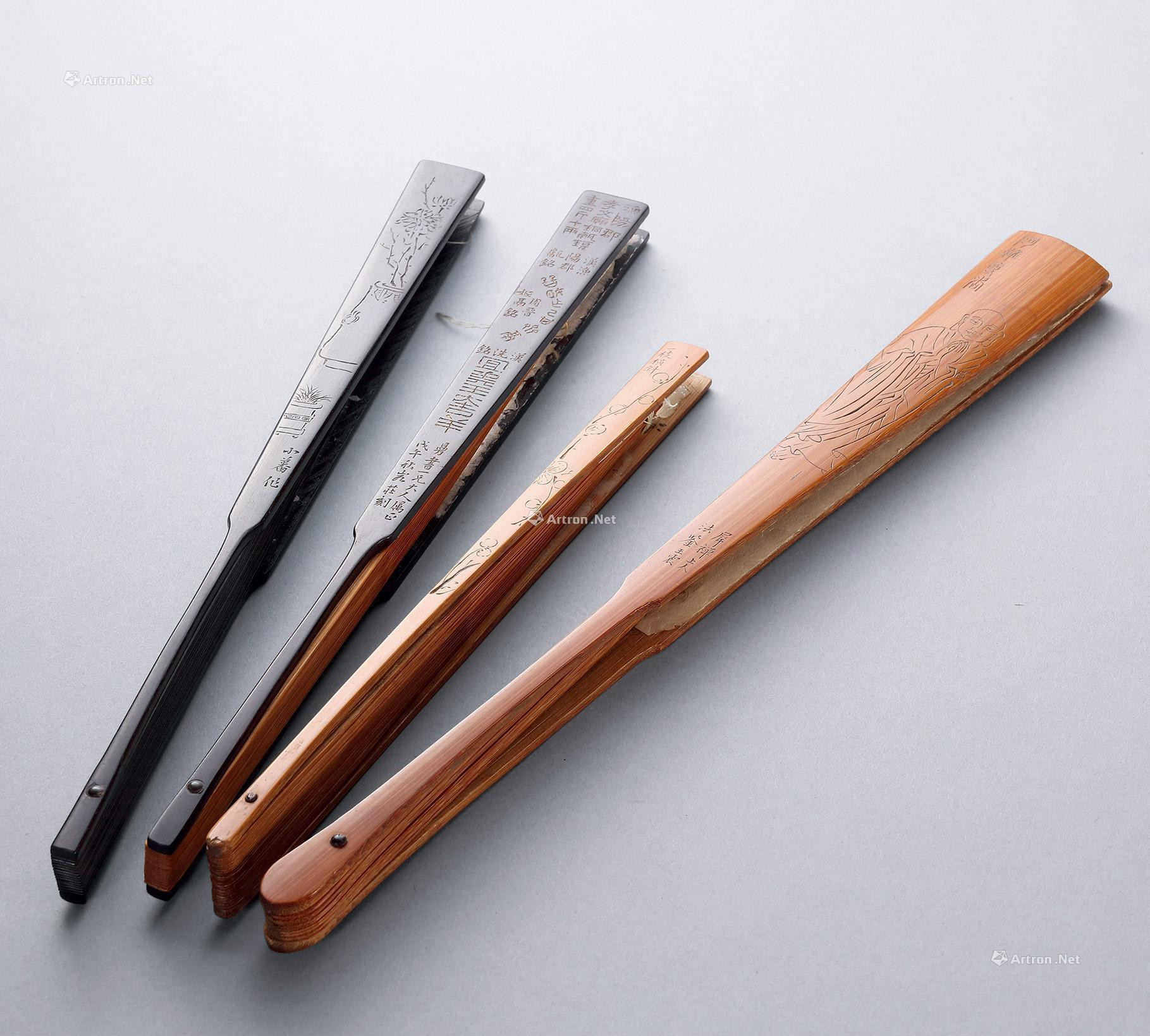 A SET OF EBONY AND BAMBOO CARVED FAN BONE（FOUR PIECES）