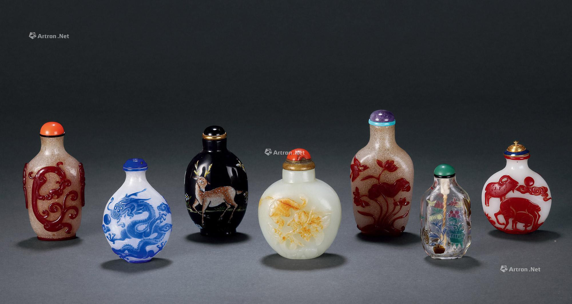 A SET OF SNUFF BOTTLES（SEVEN PIECES）