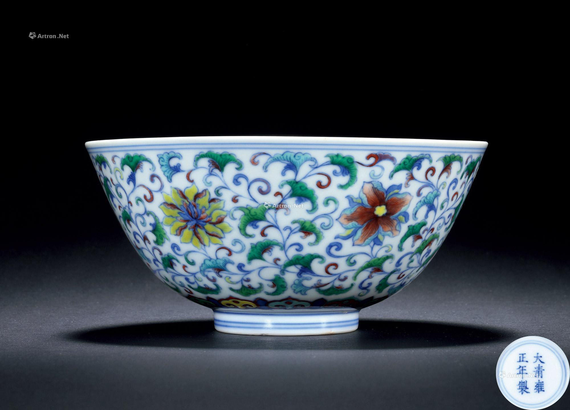 A CONTENDING COLORS BOWL WITH FLOWERS DESIGN