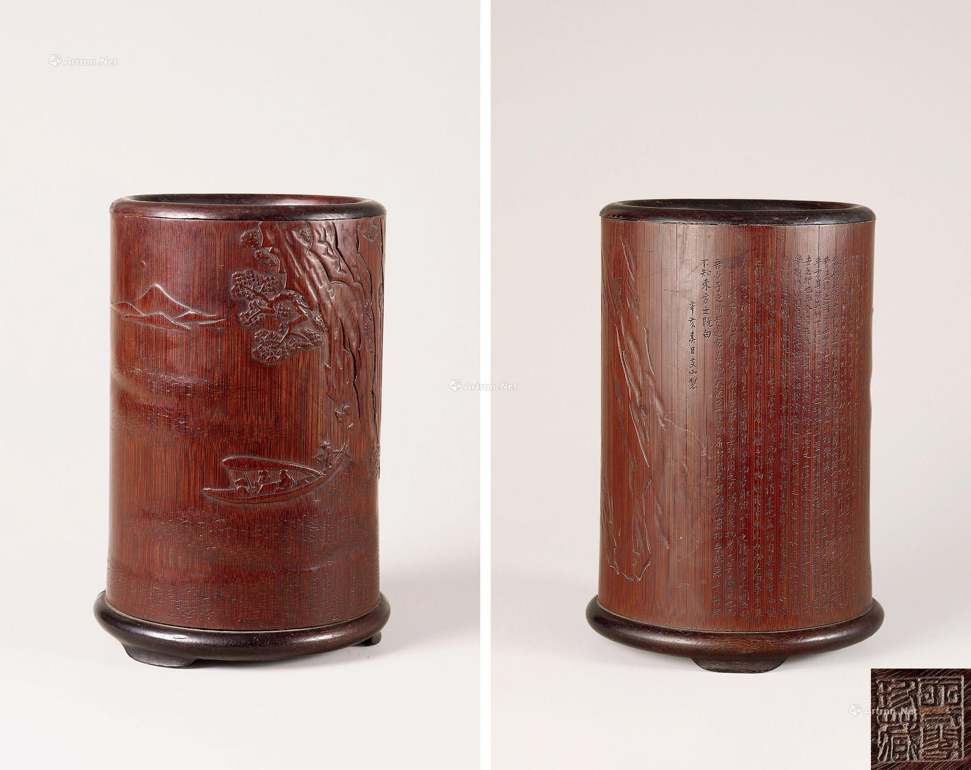 A BAMBOO CARVED ‘RED CLIFF BOATING’ BRUSH POT