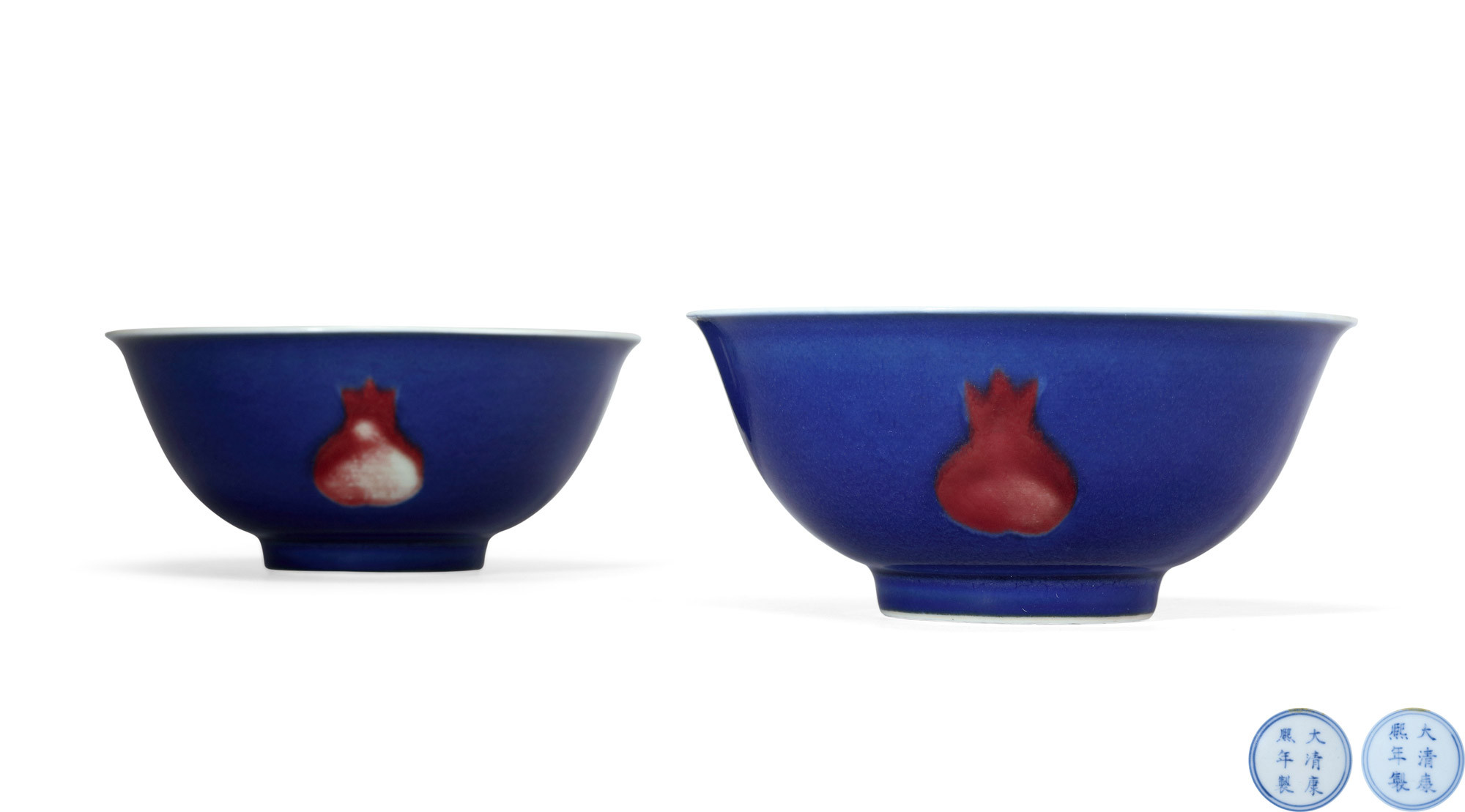 A PAIR OF BLUE GROUND WITH COPPER-RED‘FISH’BOWLS