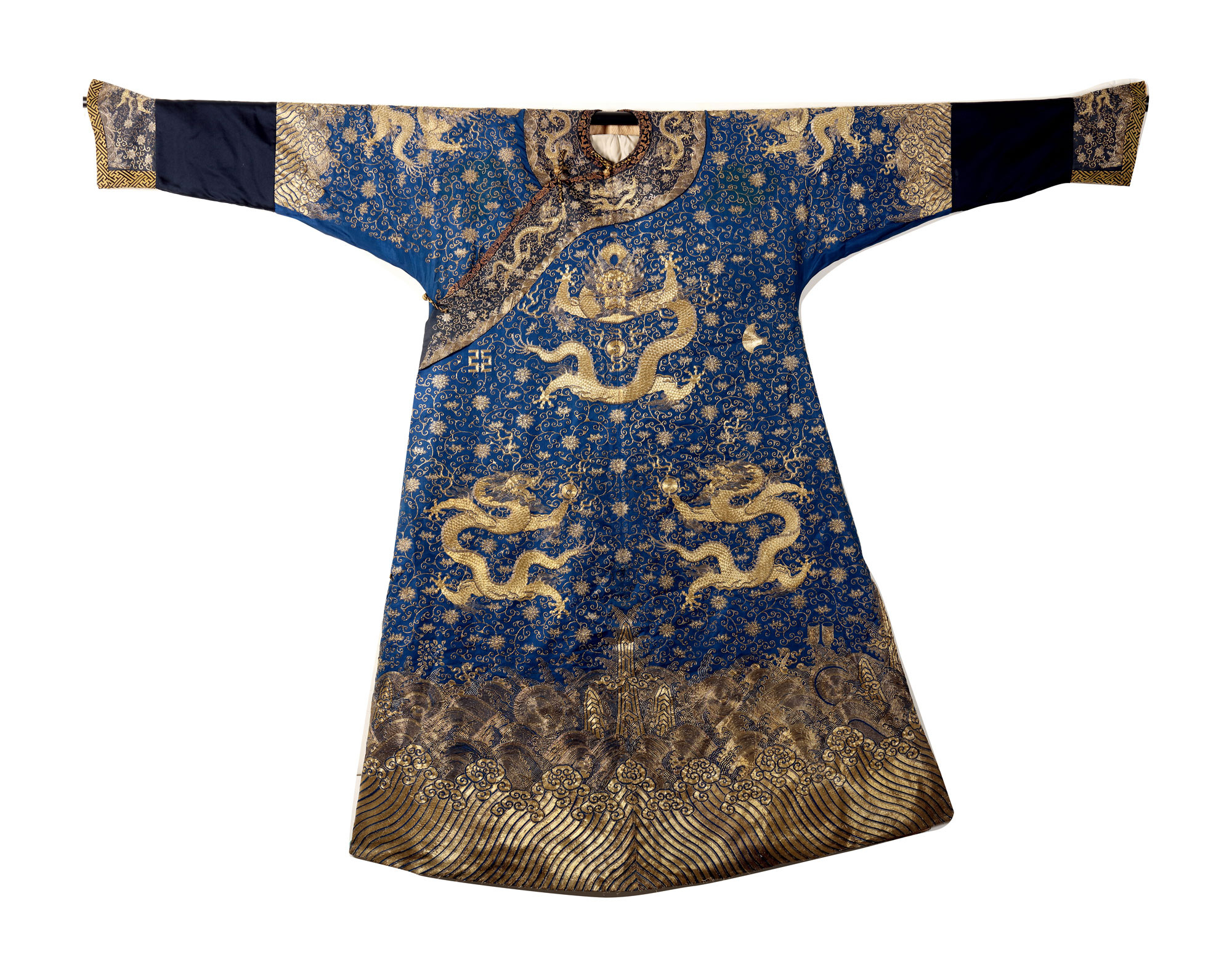 A RARE BLUE GROUND EMBROIDERED‘CLOUDS AND DRAGON’ROBE, LONGPAO