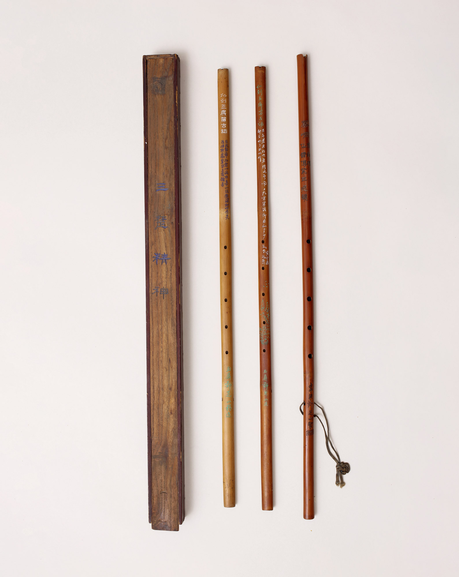 THREE PIECES OF YUPING MUSICAL INSTRUMENTS， XIAO