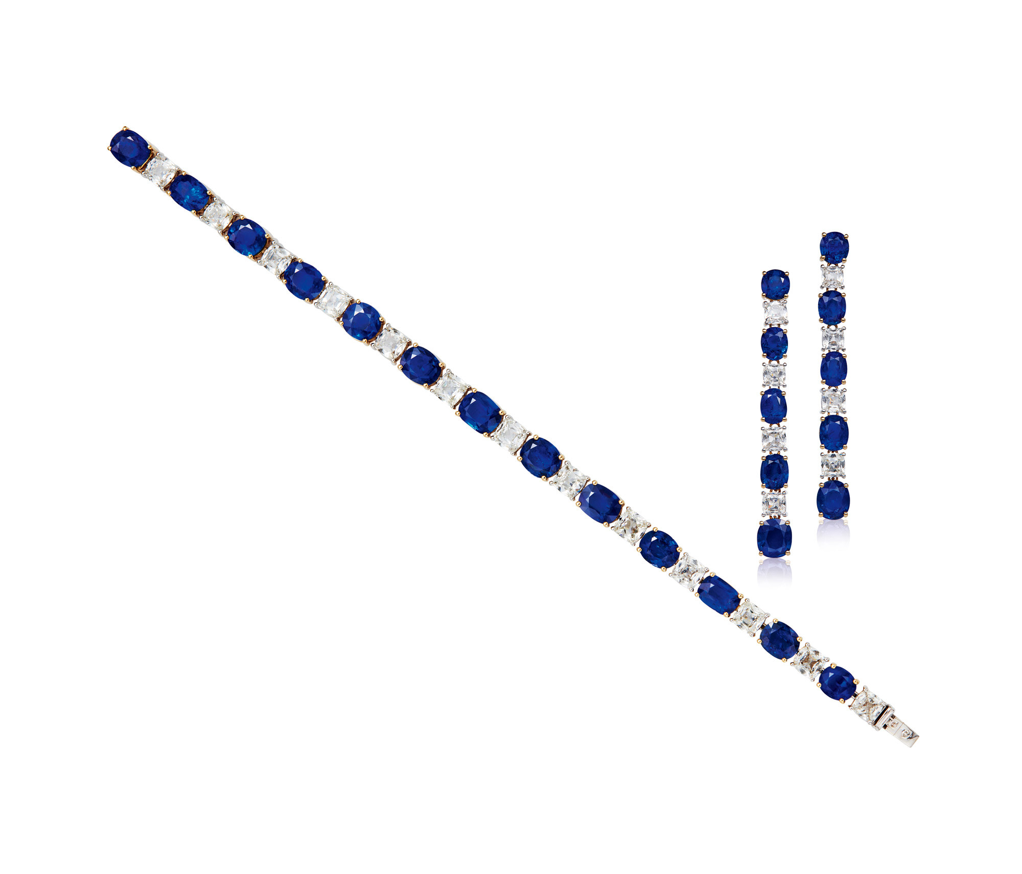 A SET OF TOTAL 26.66 CARAT BURMESE ’ROYAL BLUE’ SAPPHIRE AND DIAMOND JEWELRY