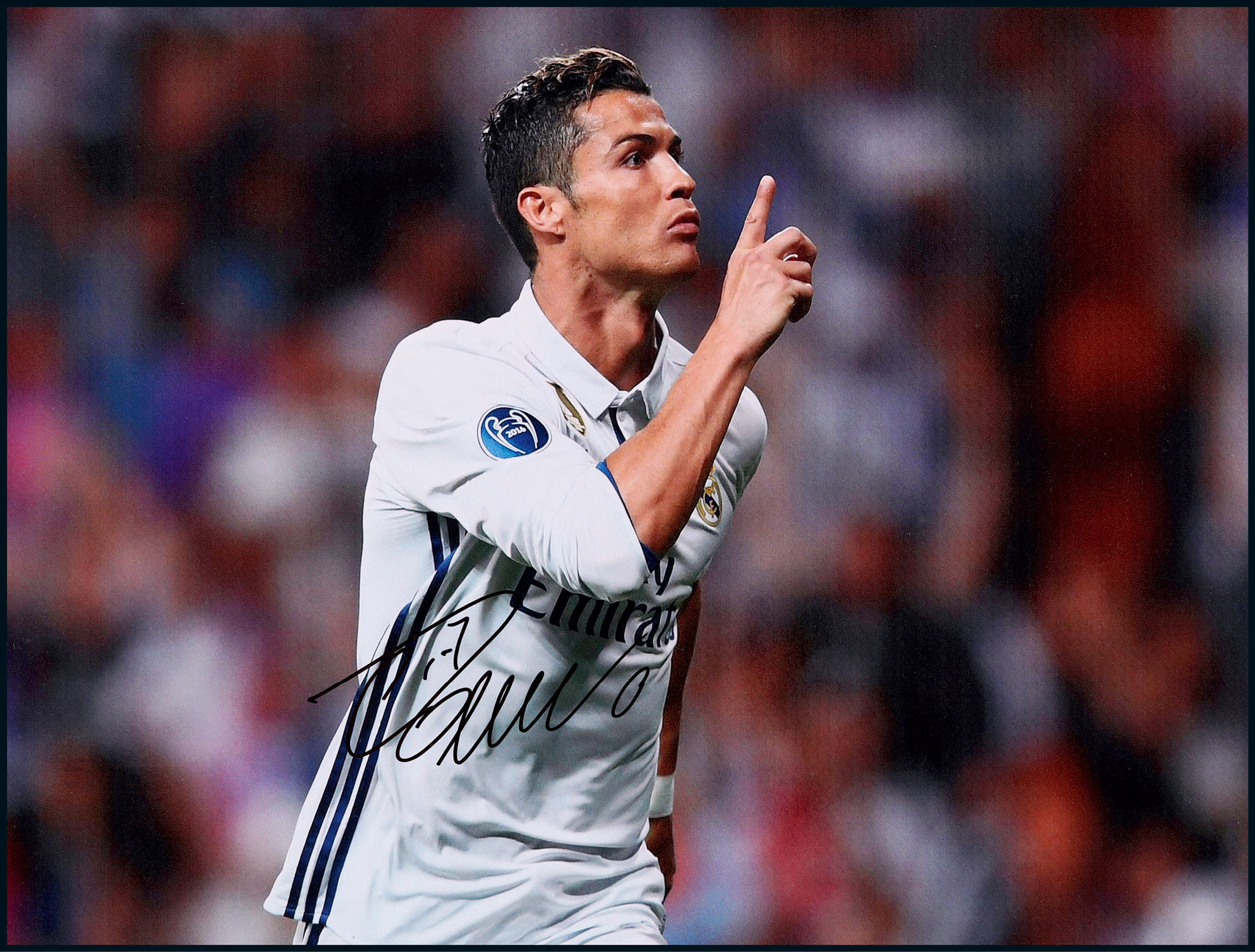 The autographed photo of Cristiano Ronaldo, the “FIFA world player”, with certificate