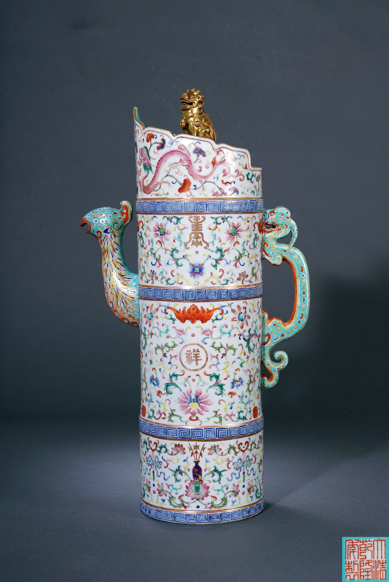 A FAMILLE-ROSE DUOMU POT WITH FLOWER AND DRAGON DESIGN