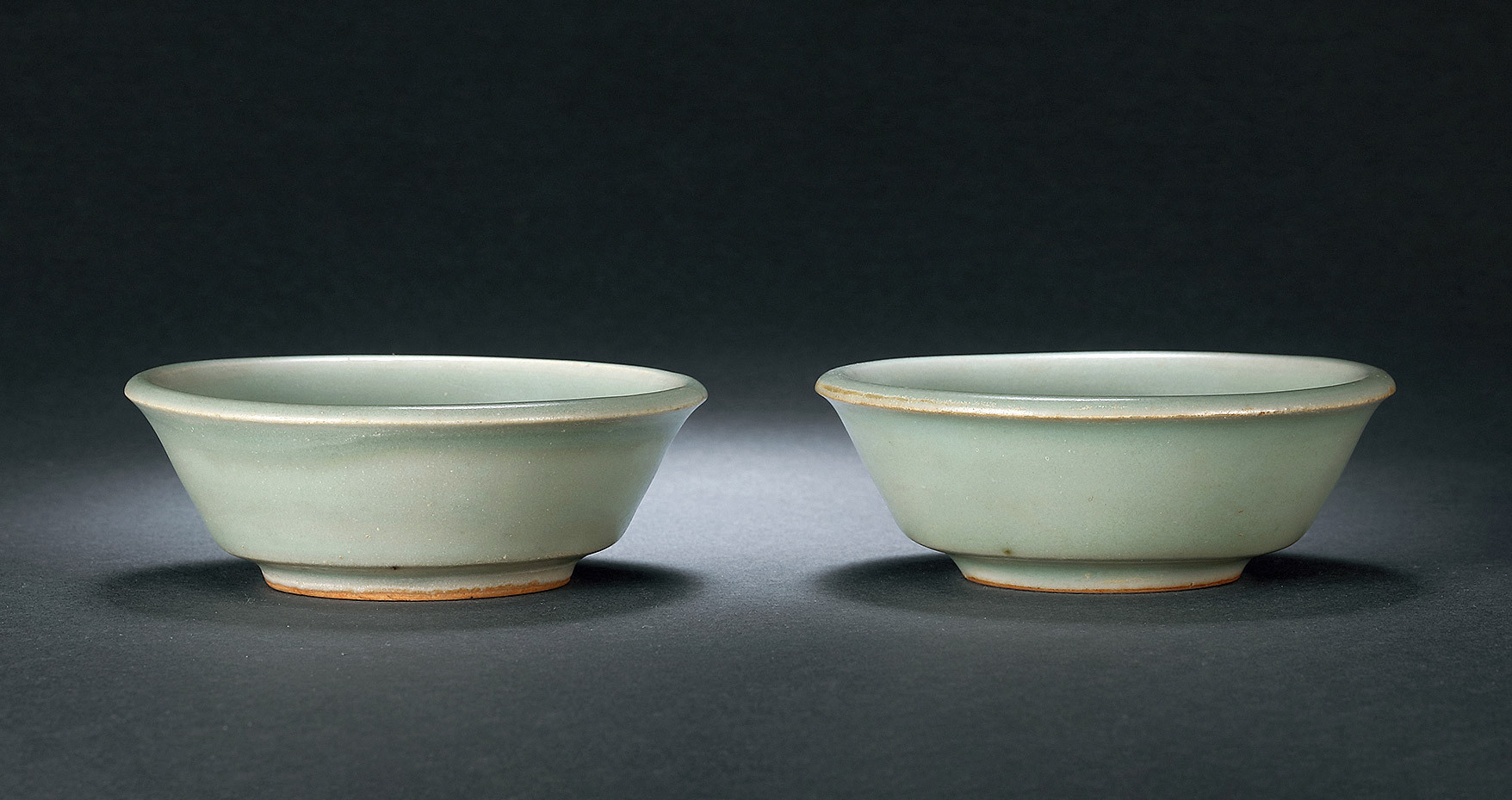 A PAIR OF LONGQUAN WARE WATER CONTAINER