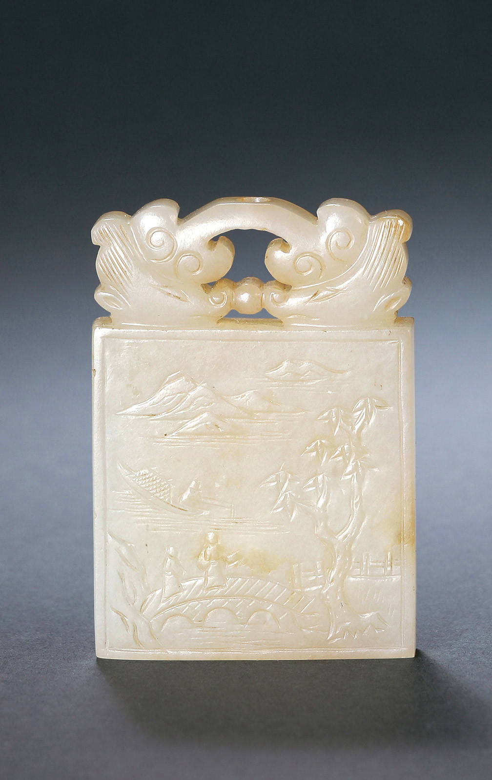 A WHITE JADE PLATE WITH‘LANDSCAPE AND SCHOLAR’POEM