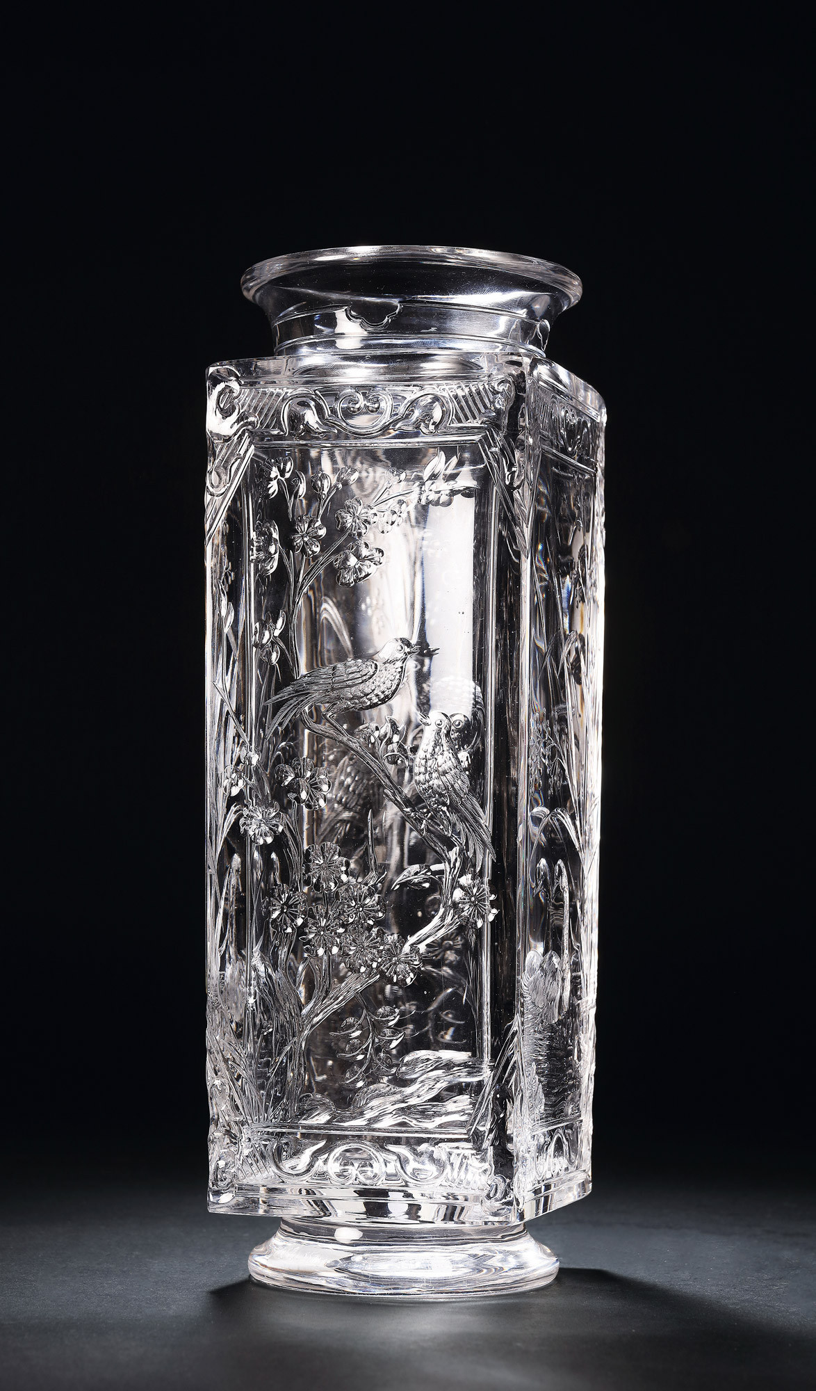 A CRYSTAL‘BIRD AND FLORA’ SQUARE-FORMED VASE, ZUN