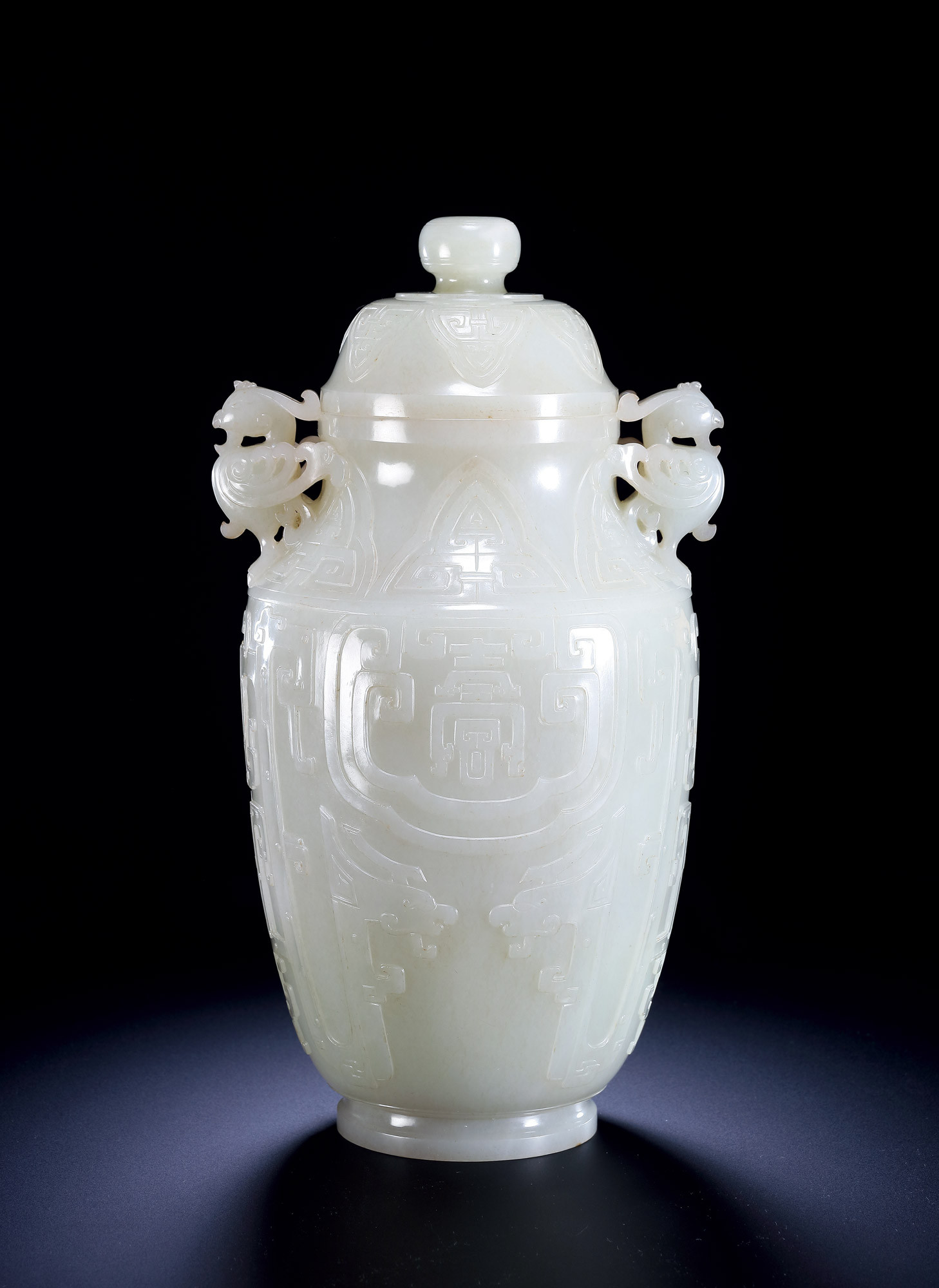 A CARVED WHITE JADE‘DRAGON AND LONGEVITY’VASE AND COVER WITH‘DOUBLE-PHOENIX’DESIGN