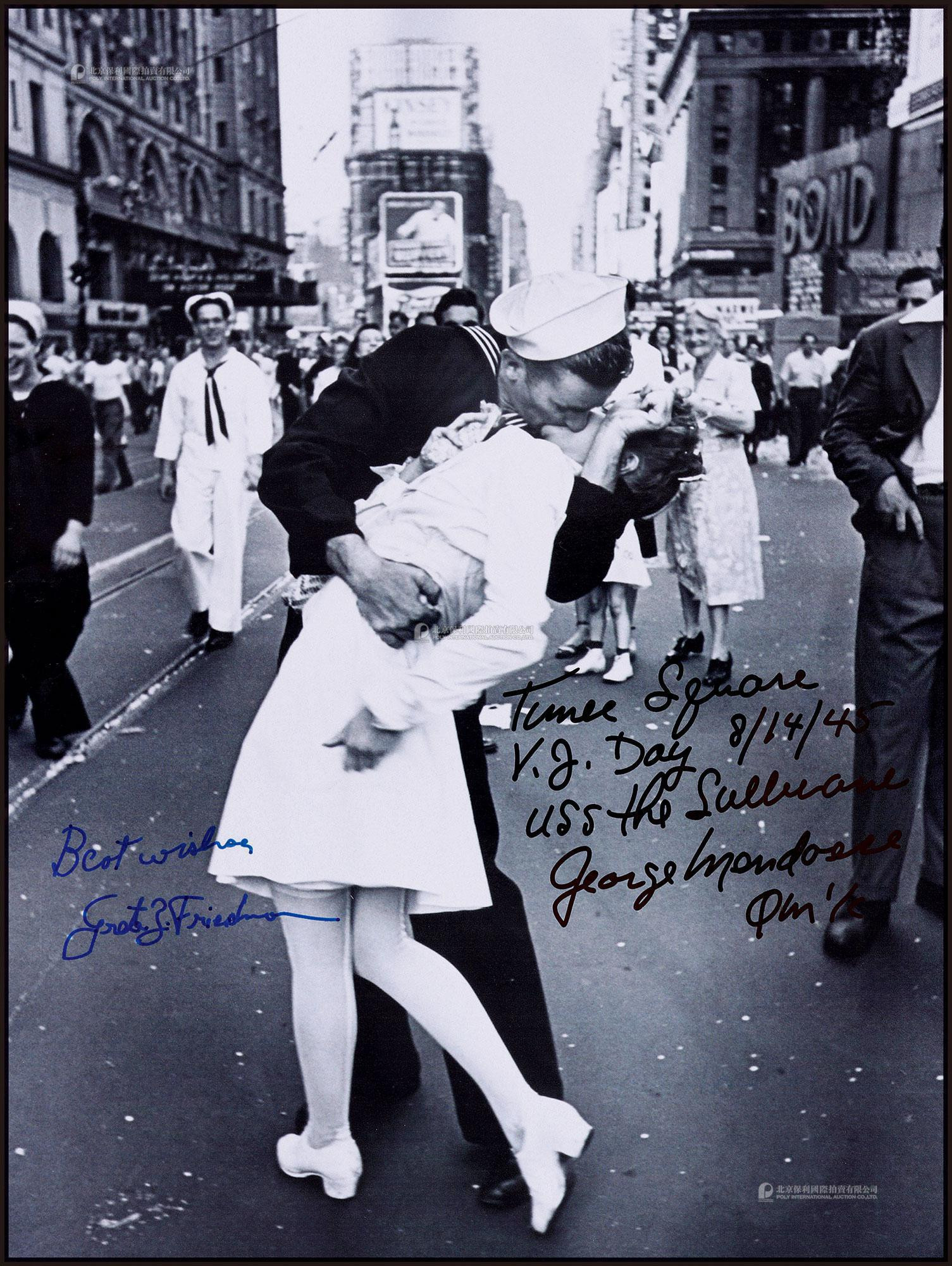 The autographed photo of George Mendonsa and Greta Zimmer Friedman, the heroes and heroines of the “Victory Kiss”, with a certificate